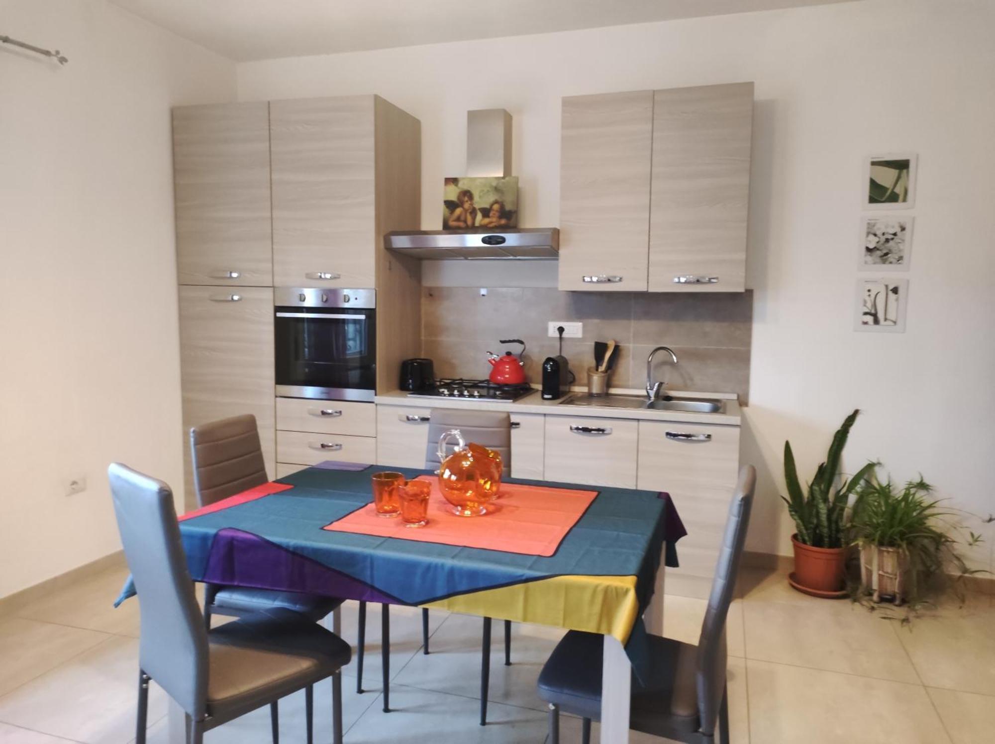 nuovo e confortevole appartamento con giardino Olbia Esterno foto