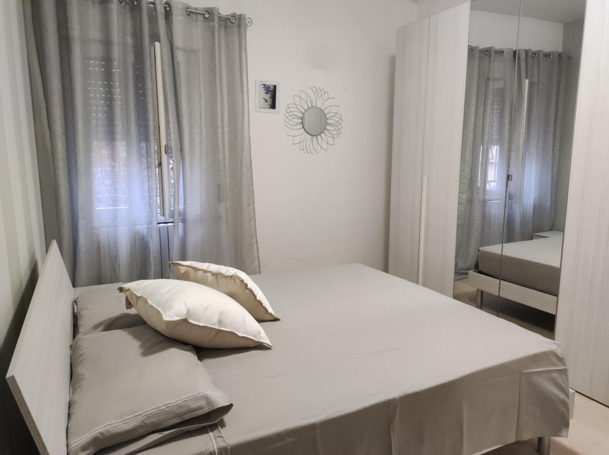nuovo e confortevole appartamento con giardino Olbia Esterno foto